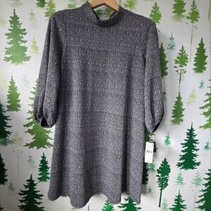 Robbie Bee 3/4 Sleeve Shift Dress